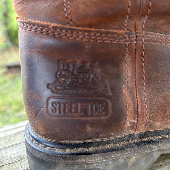 Caterpillar Men’s work boots - Picture 2 of 11
